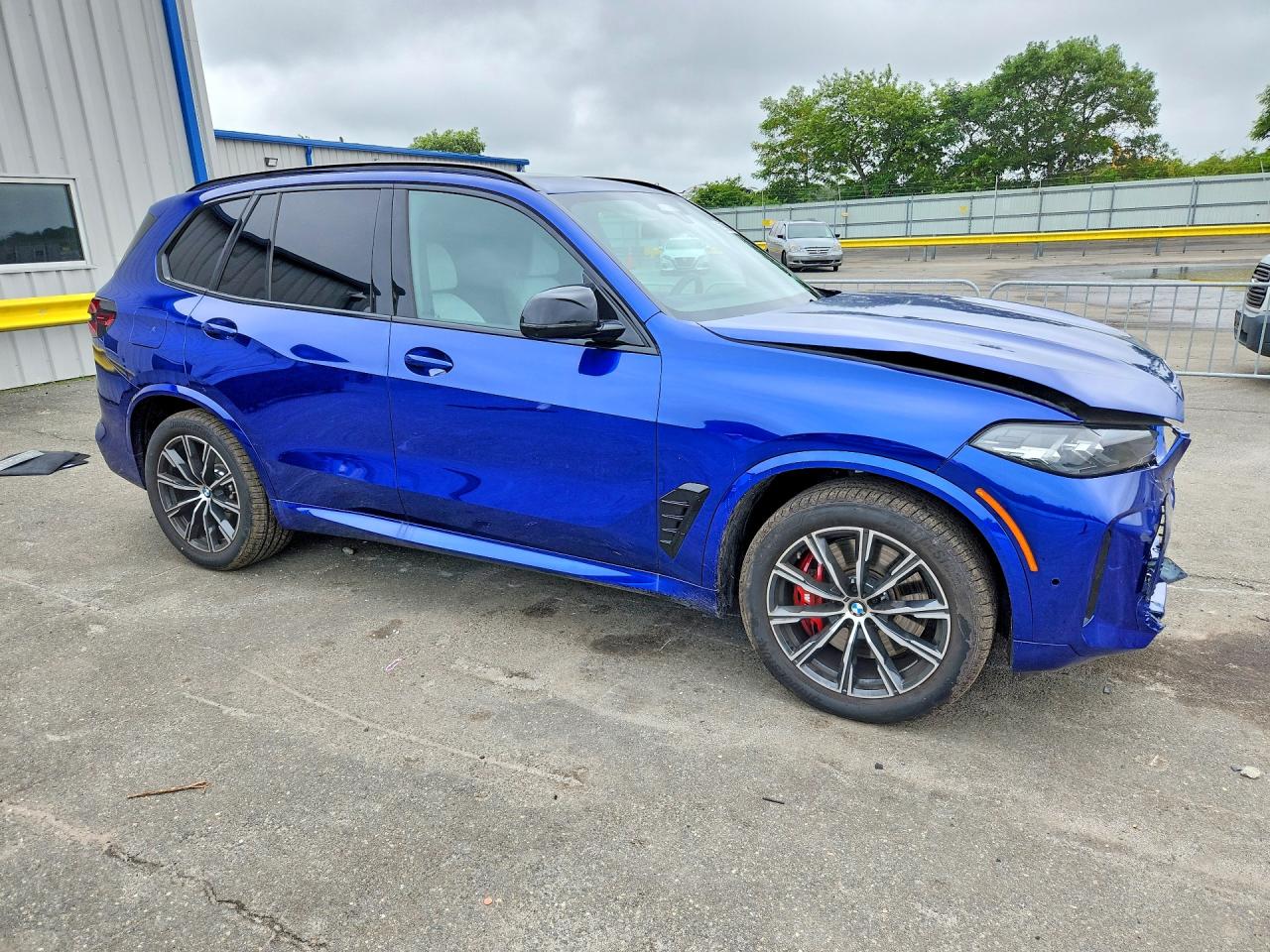 2026 BMW X5 M60i