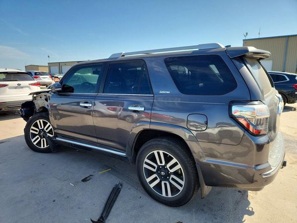 2018 TOYOTA 4RUNNER