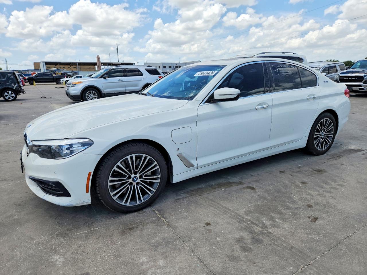 2018 BMW 530E