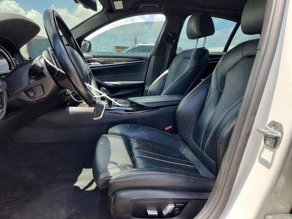 2018 BMW 530E
