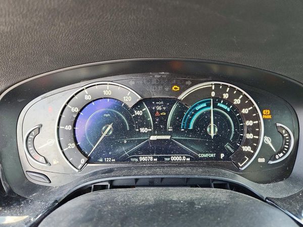 2018 BMW 530E