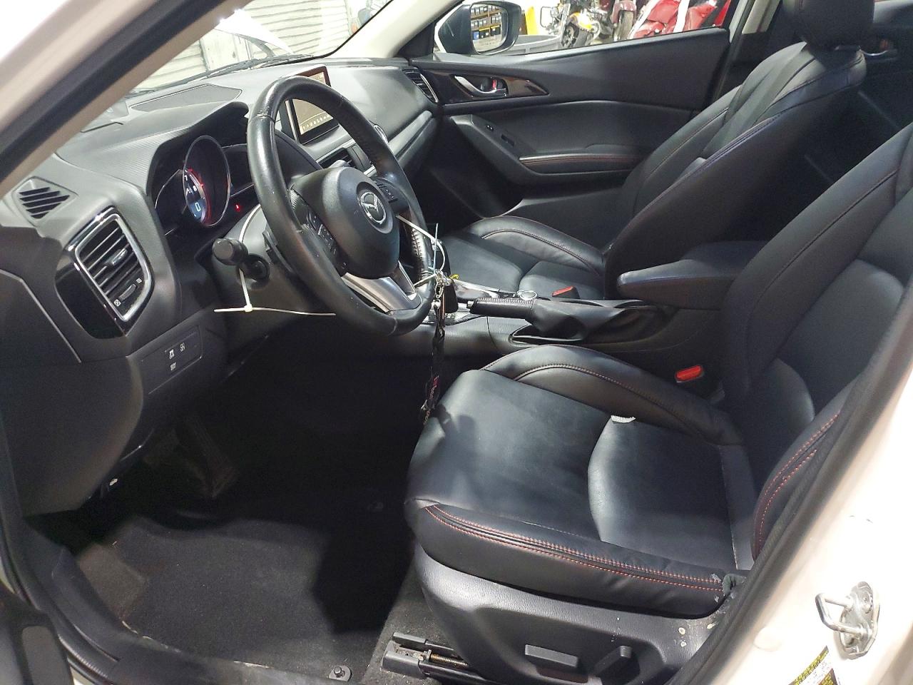 2015 MAZDA 3 Touring/GS