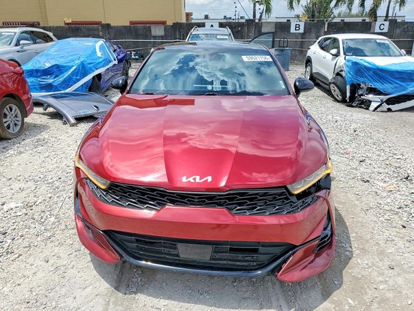 2022 KIA K5