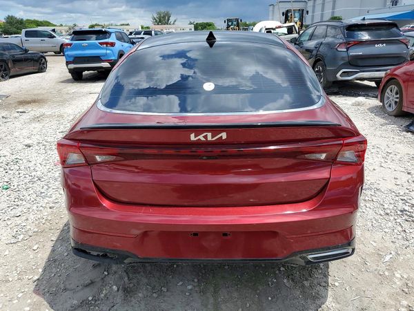 2022 KIA K5