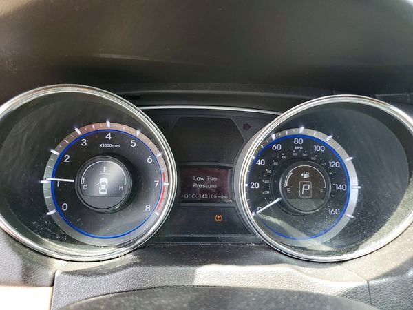 2013 HYUNDAI SONATA