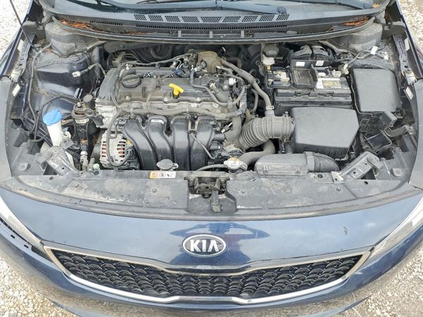 2017 KIA FORTE LX