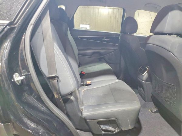 2019 KIA SORENTO L, LX, S