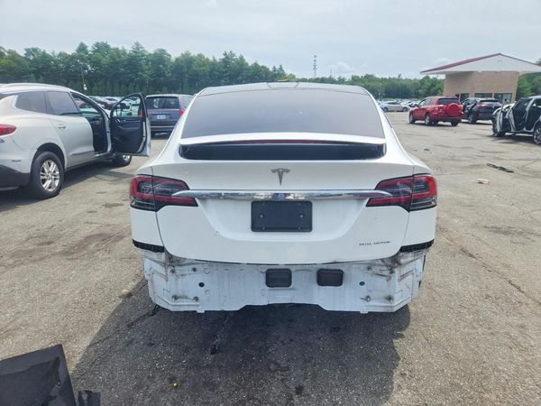 2020 TESLA MODEL X