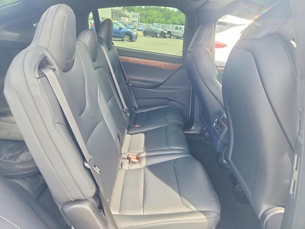 2020 TESLA MODEL X