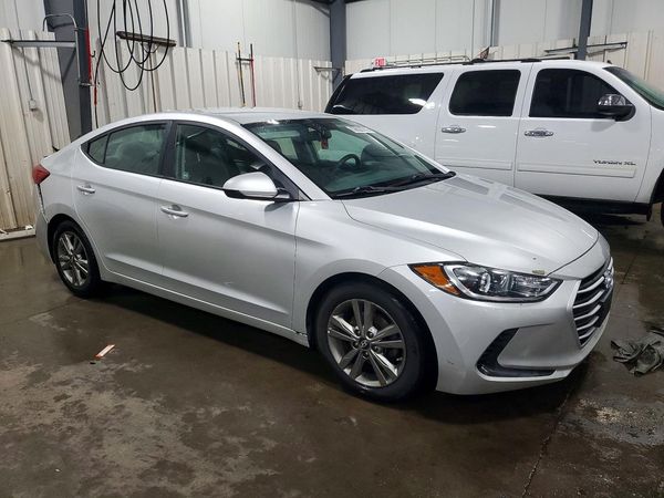 2018 HYUNDAI ELANTRA — Passenger 3/4