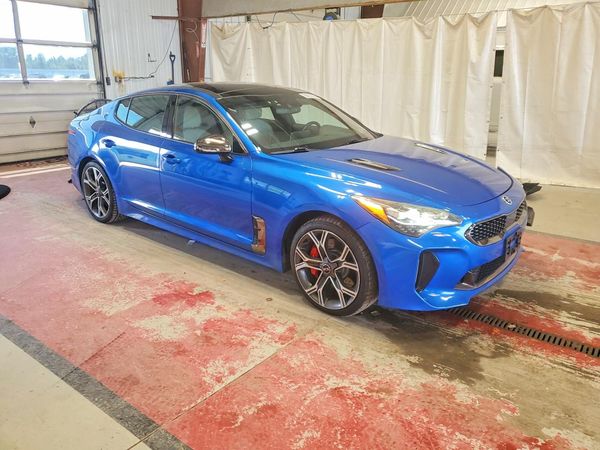 2018 KIA STINGER GT2
