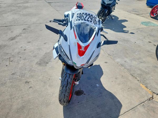 2024 APRILIA MOTORCYCLE Extrema
