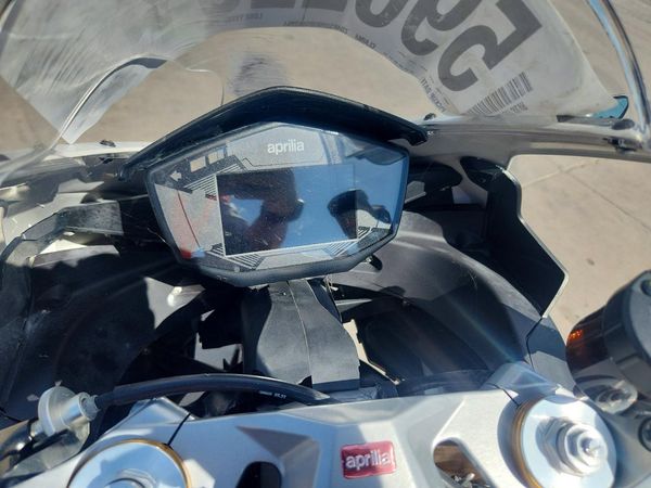 2024 APRILIA MOTORCYCLE Extrema