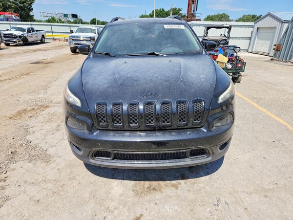 2016 JEEP CHEROKEE LATITUDE 4X4