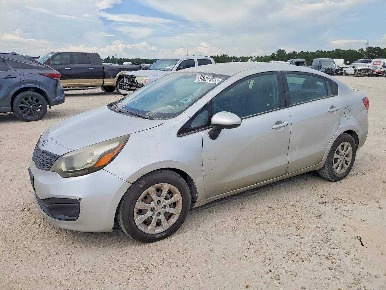 2015 KIA RIO GL - Middle-low