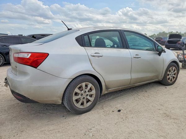 2015 KIA RIO GL - Middle-low