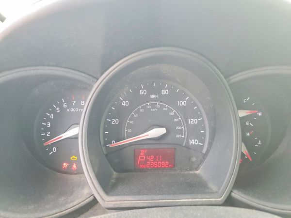 2015 KIA RIO GL - Middle-low