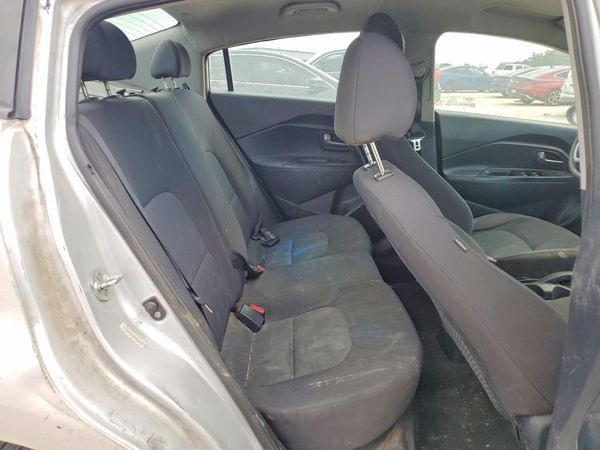 2015 KIA RIO GL - Middle-low