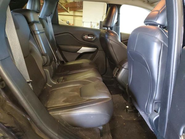 2018 JEEP CHEROKEE LATITUDE PLUS 4X4