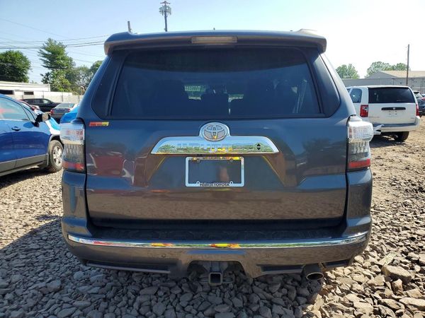 2022 TOYOTA 4RUNNER Limited