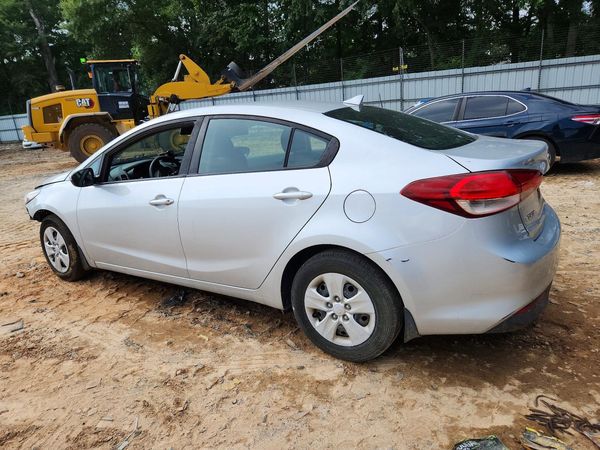 2017 KIA FORTE
