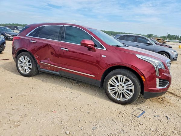 2017 CADILLAC XT5 Premium Luxury