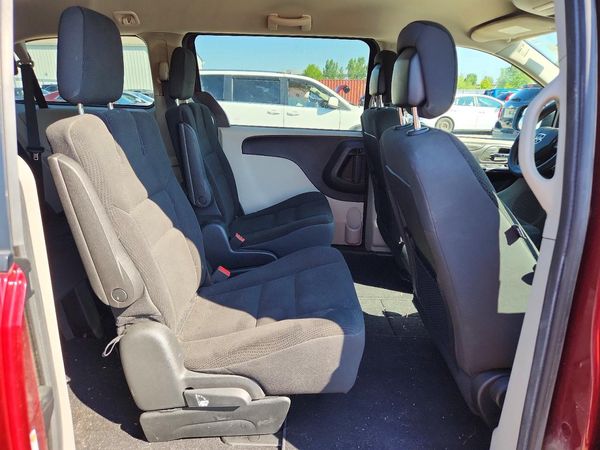 2019 DODGE GRAND CARAVAN SE