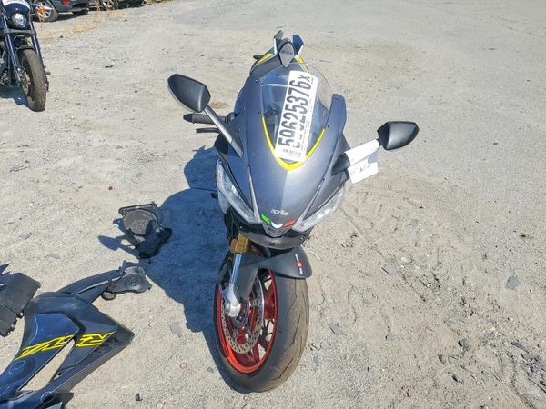 2026 APRILIA RSV4