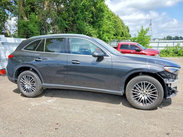 2024 MERCEDES-BENZ GLC