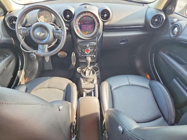 2016 MINI COOPER
