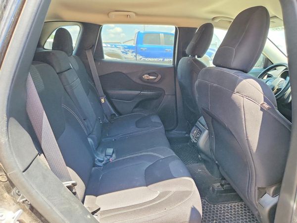 2015 JEEP CHEROKEE LATITUDE FWD