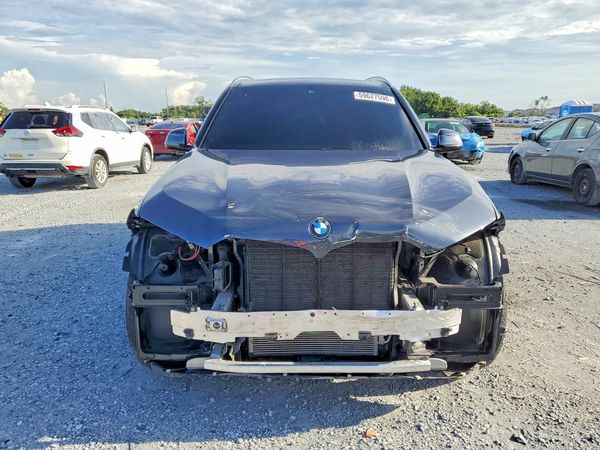 2020 BMW X5 sDrive40i
