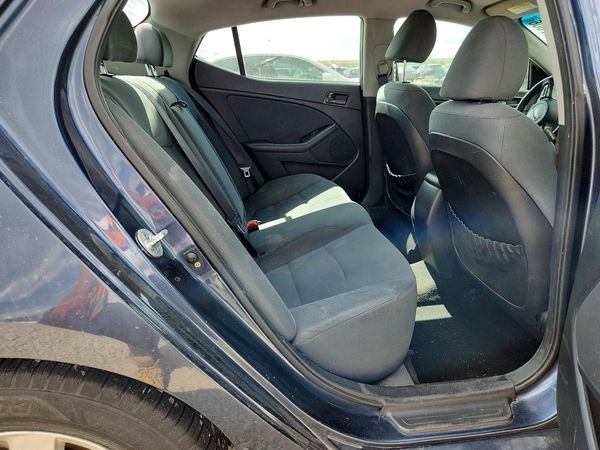 2015 KIA OPTIMA GL - Middle-low