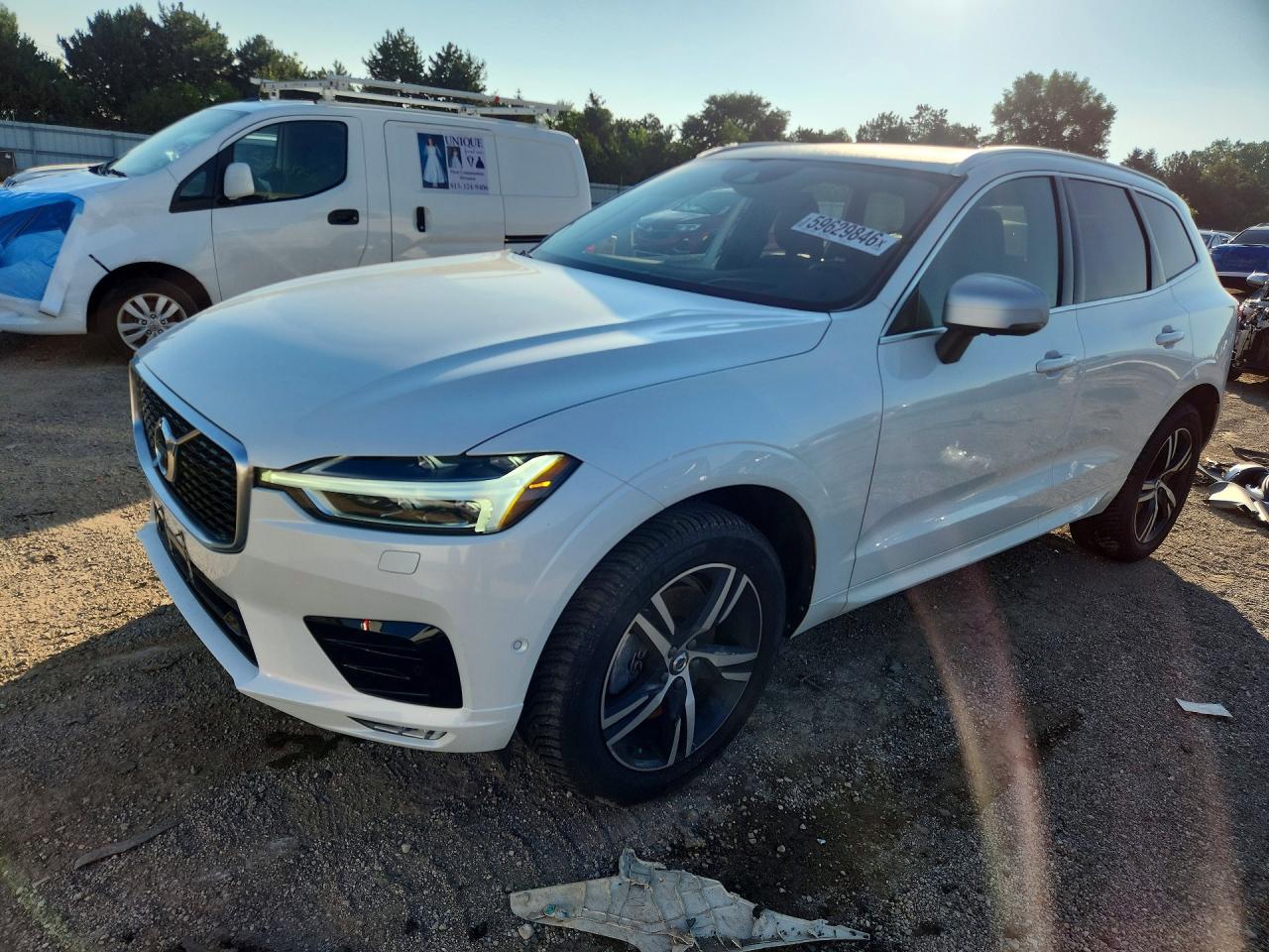 2018 VOLVO XC60 R-Design