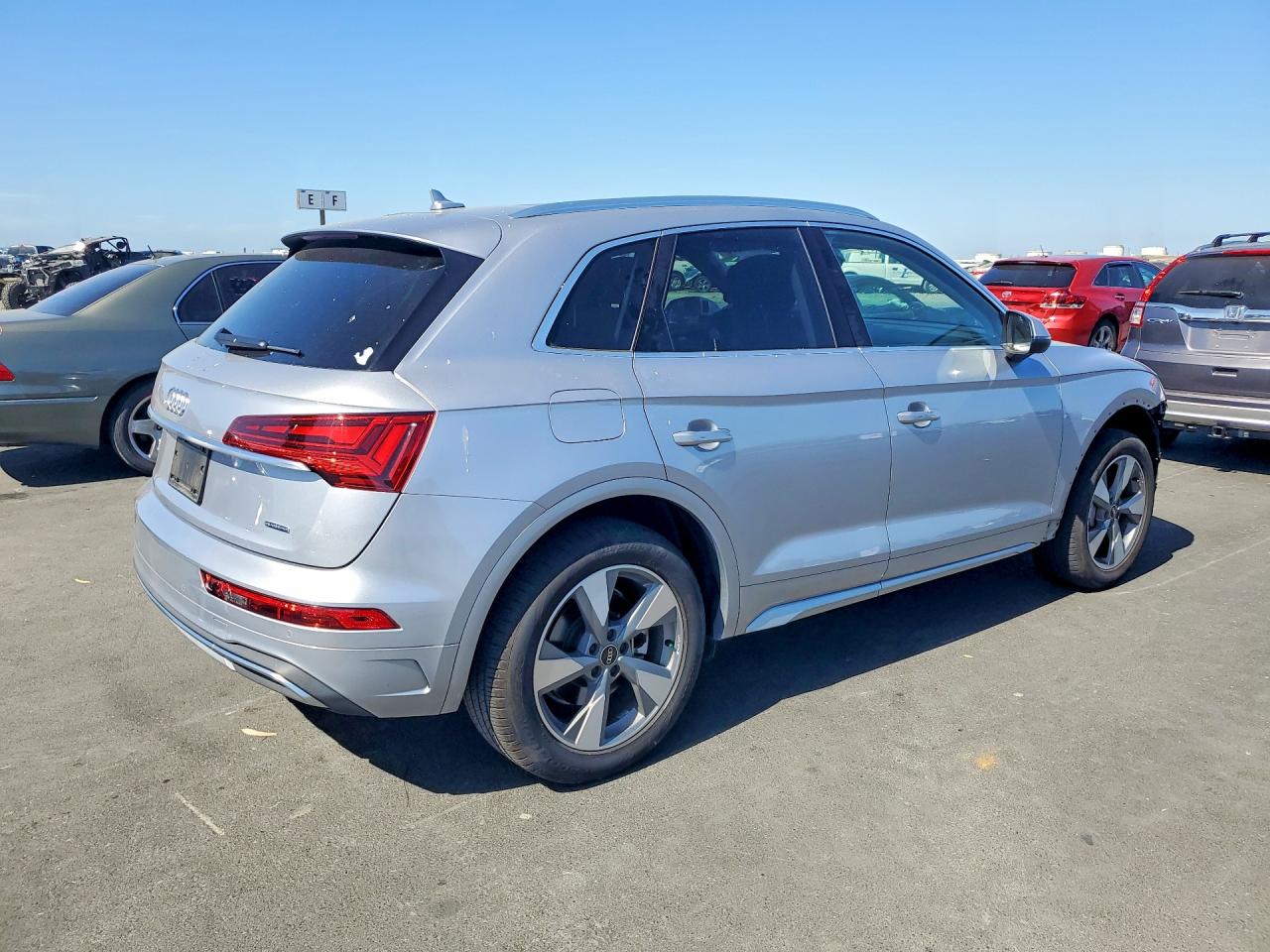 2022 AUDI Q5