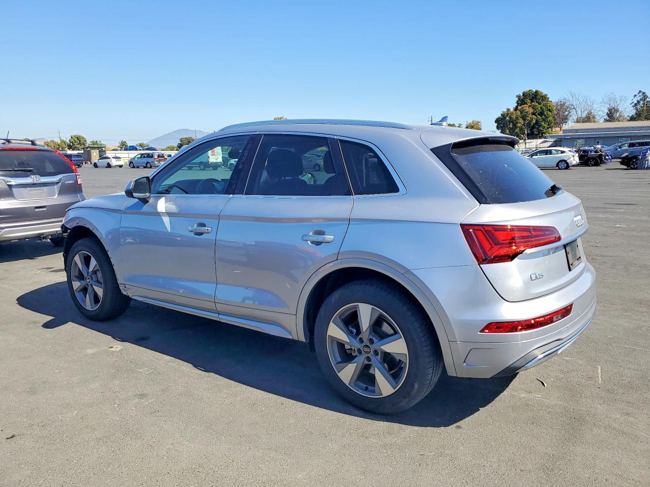 2022 AUDI Q5