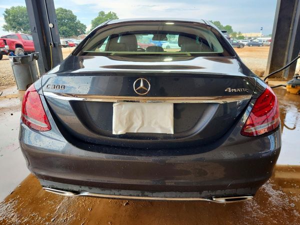 2015 MERCEDES-BENZ C