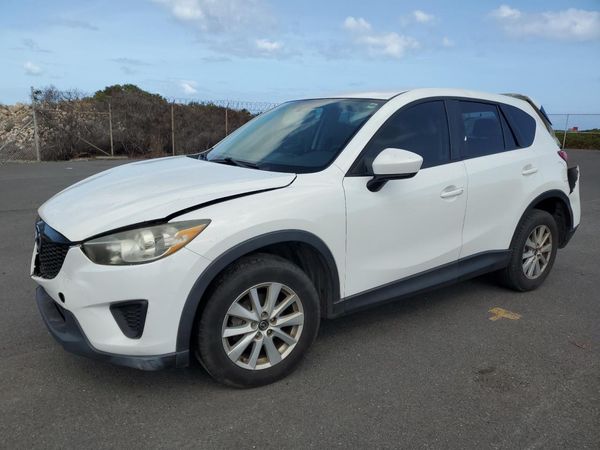 2014 MAZDA CX-5 Sport/GX — Front 3/4
