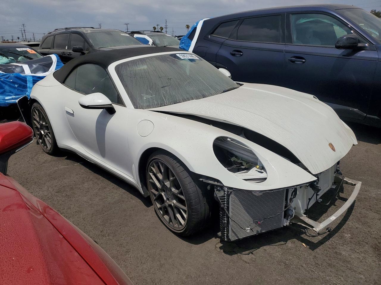 2025 PORSCHE 911