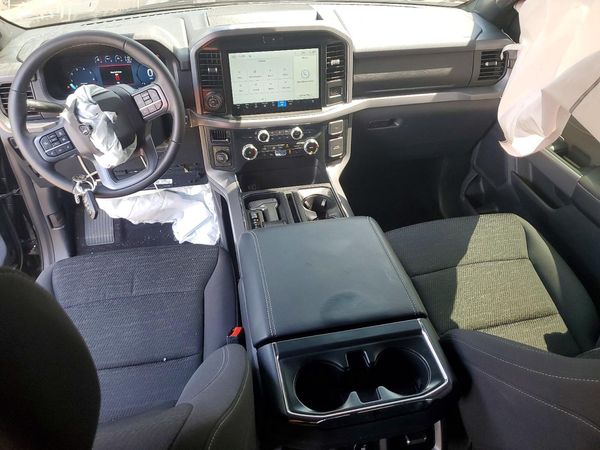 2026 FORD F150 XLT