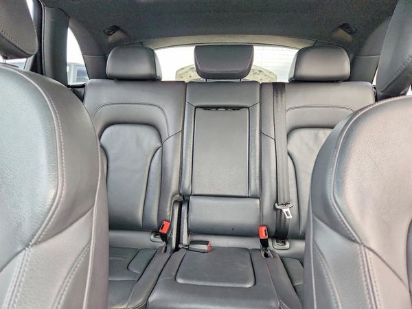 2017 AUDI Q5 quattro Premium Plus