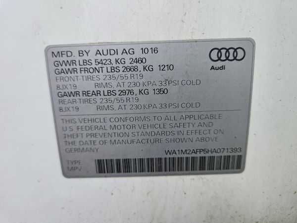 2017 AUDI Q5 quattro Premium Plus