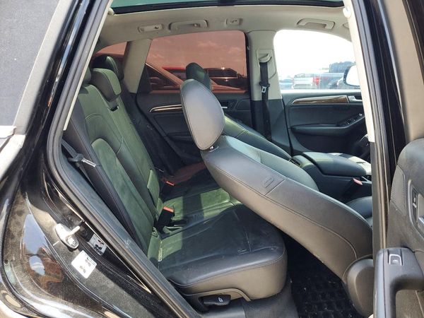 2017 AUDI Q5 quattro Premium Plus