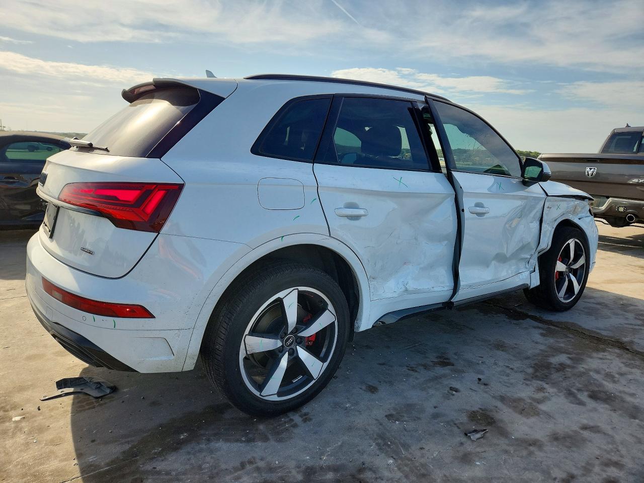 2024 AUDI Q5
