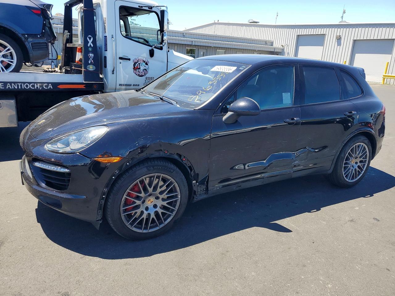 2014 PORSCHE CAYENNE Turbo