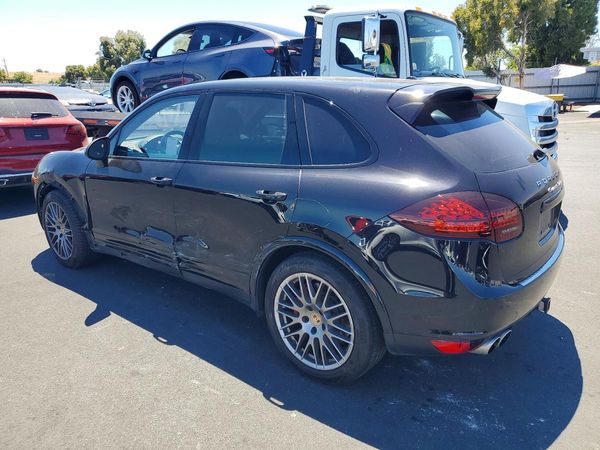 2014 PORSCHE CAYENNE Turbo