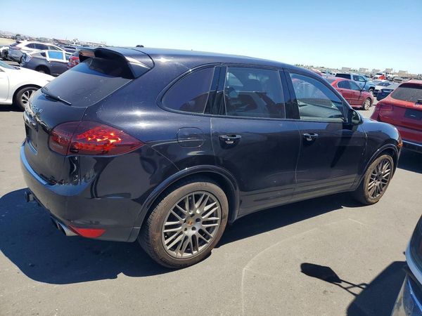2014 PORSCHE CAYENNE Turbo