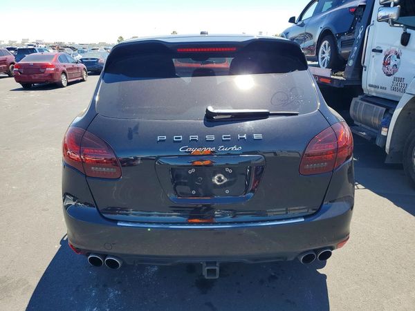 2014 PORSCHE CAYENNE Turbo