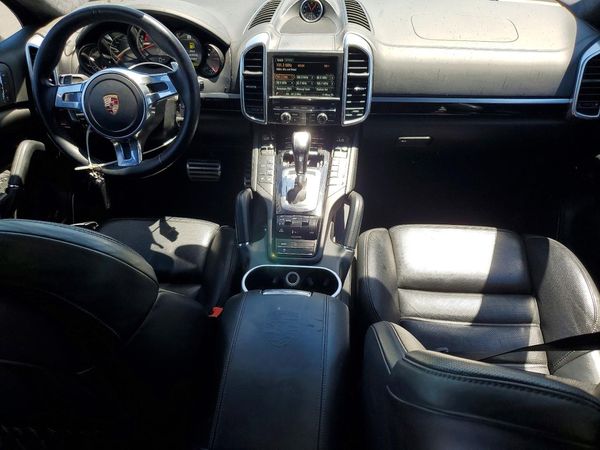 2014 PORSCHE CAYENNE Turbo