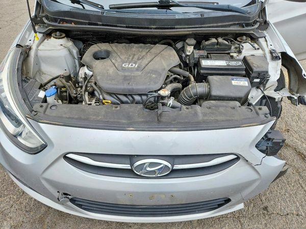 2015 HYUNDAI ACCENT